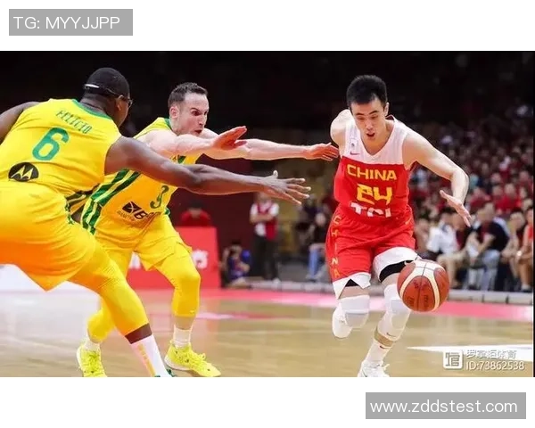 赛后复盘分析重庆篮球队与南京篮球队的技术对抗与战术运用